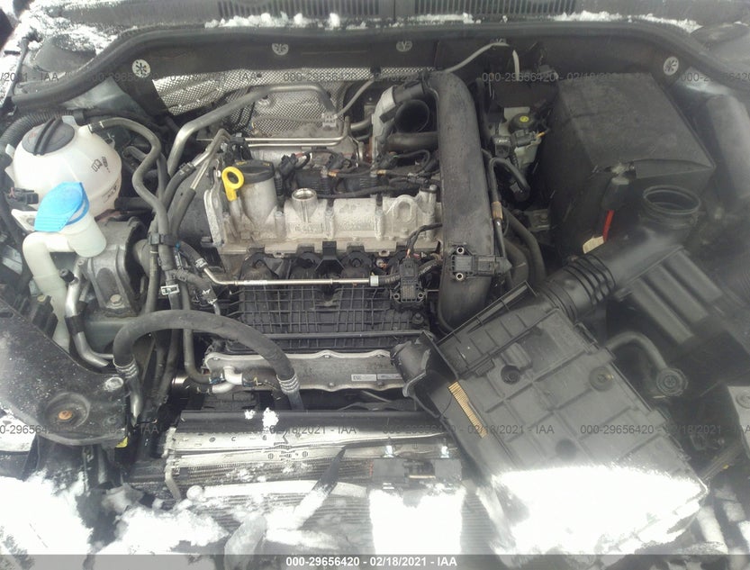 3VW2B7AJXHM270748