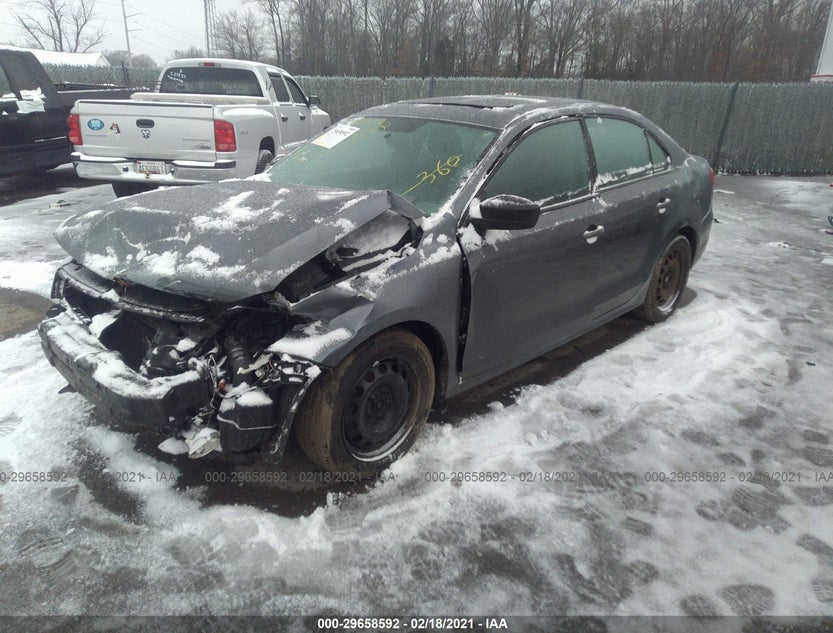 3VW2K7AJ7CM400333