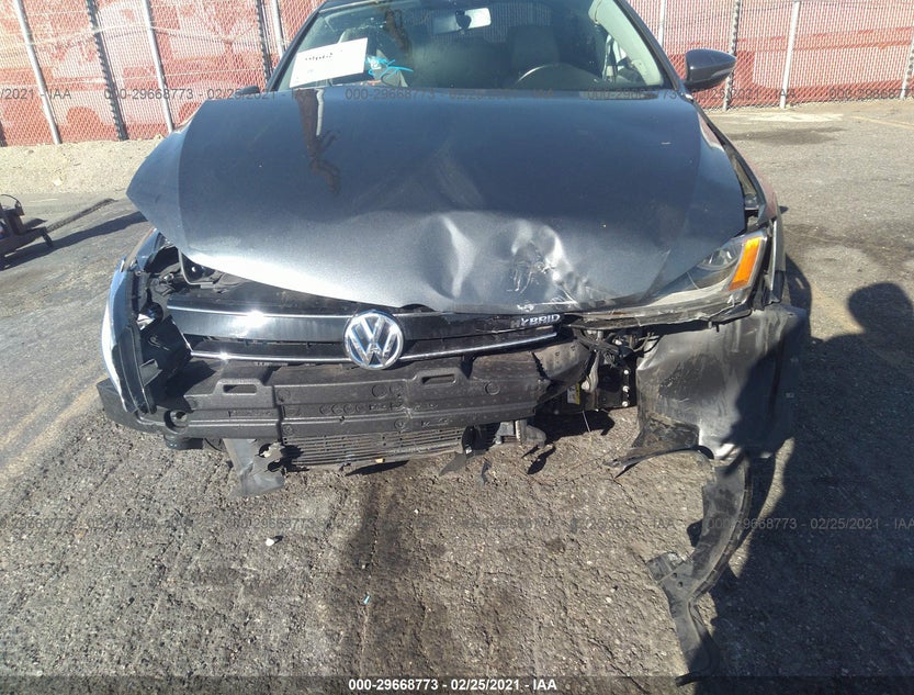 3VW637AJ0EM229653