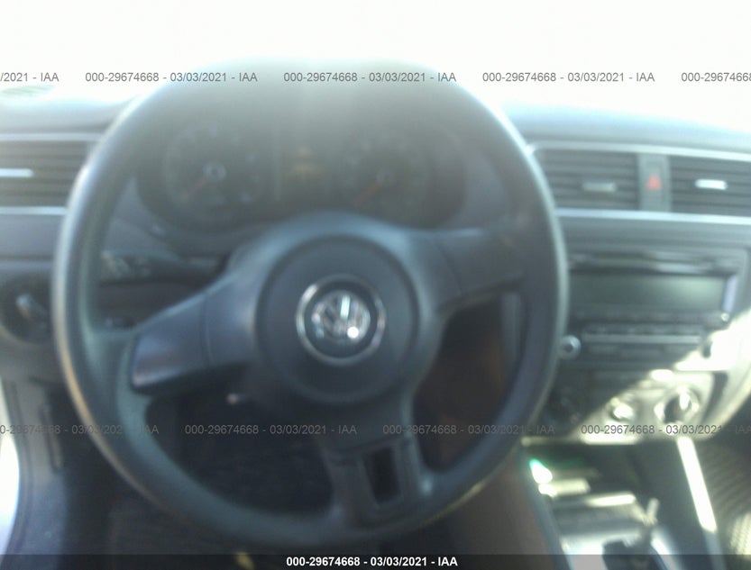 3VW2K7AJ1DM228110