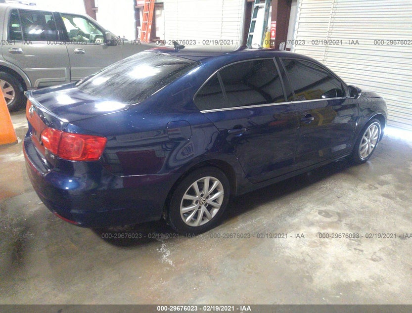 3VWD17AJ6EM370532