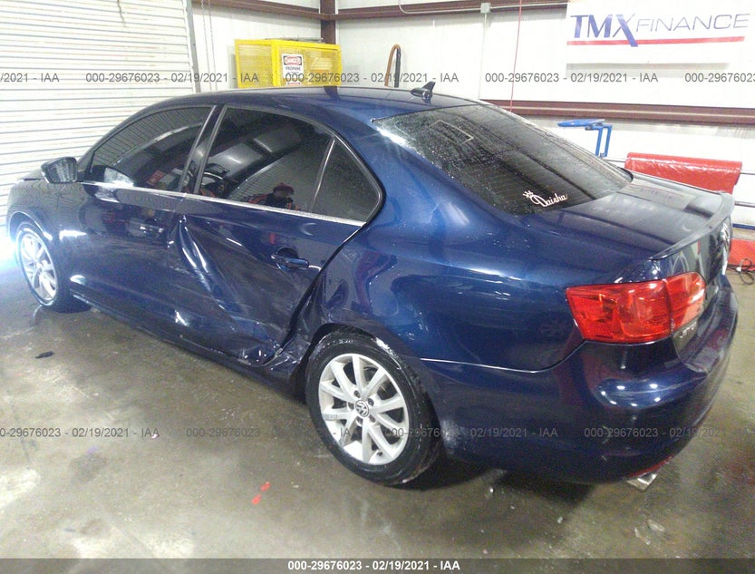 3VWD17AJ6EM370532