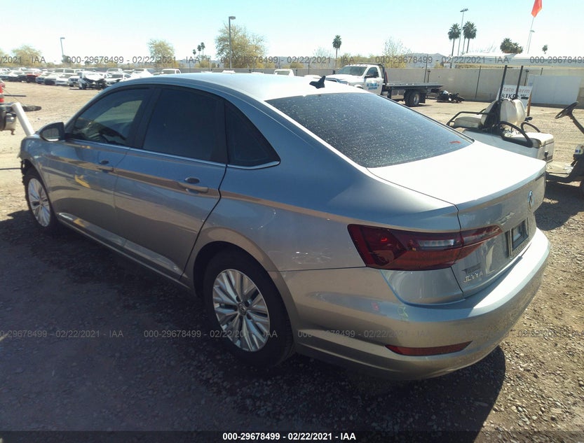 3VWCB7BU9LM025736