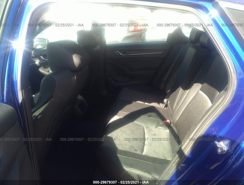 1HGCV1F30LA082558