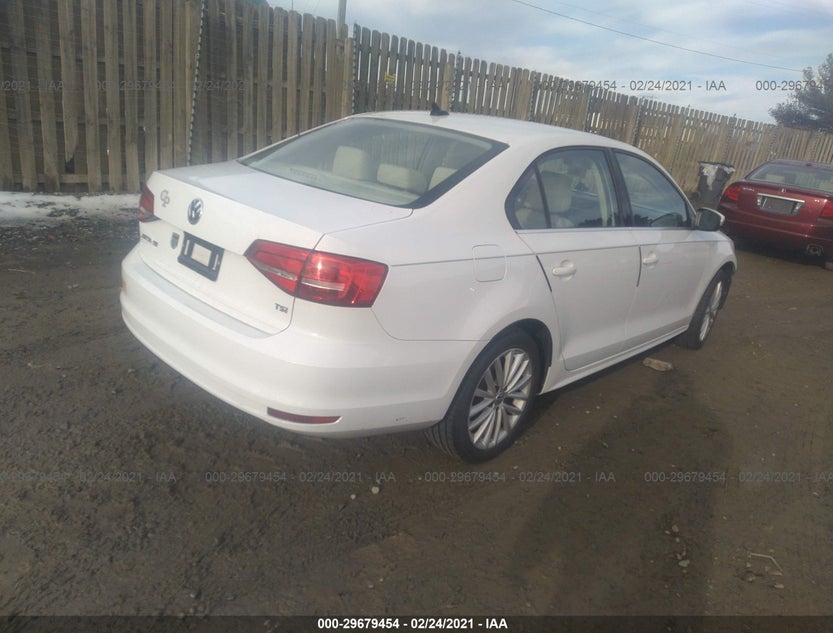 3VWD17AJ7FM237828