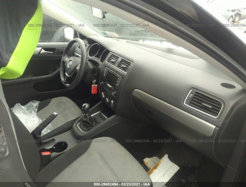 3VW167AJ2HM351596