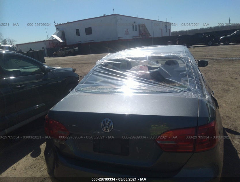 3VW2K7AJ1EM237665