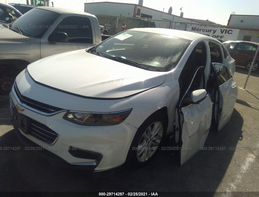 1G1ZD5ST4JF190103