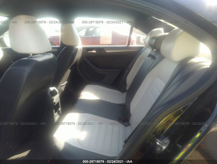 3VWD17AJ1GM283821