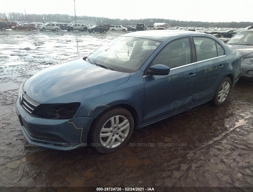3VW2B7AJ4HM213848