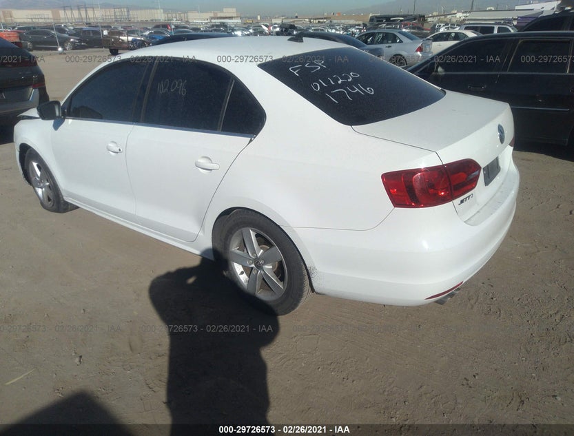 3VWLL7AJ9DM273037