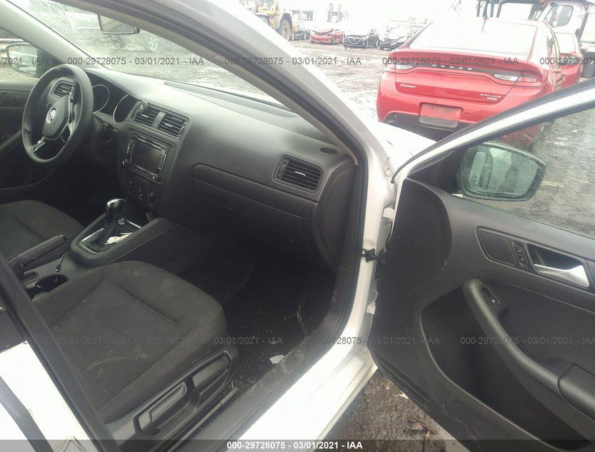 3VW2K7AJ7FM293935