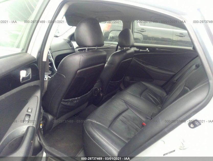 5NPEC4AC6BH201209
