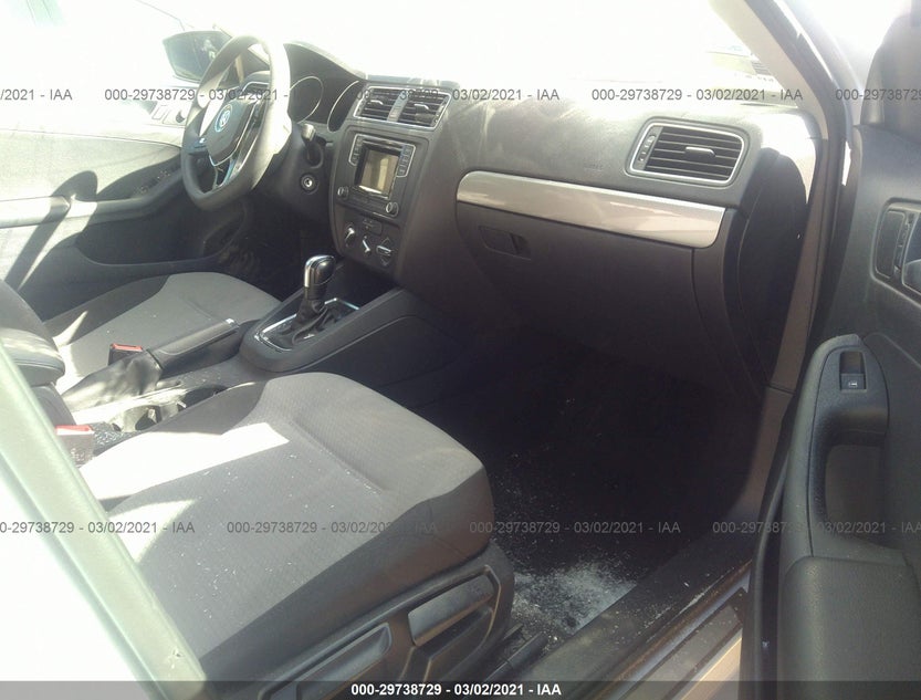 3VW2B7AJ7HM376428