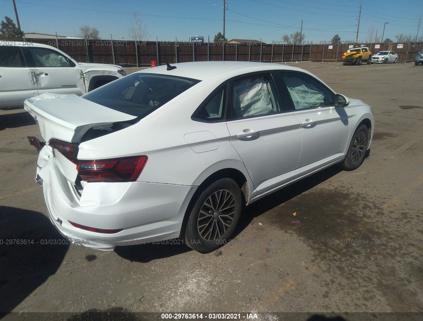 3VWC57BU0MM005965