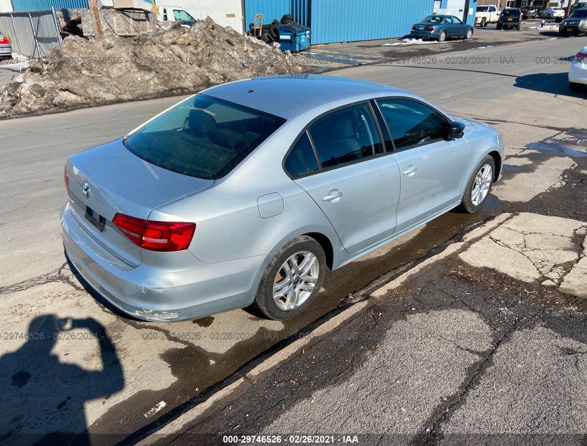 3VW2K7AJ1FM215635