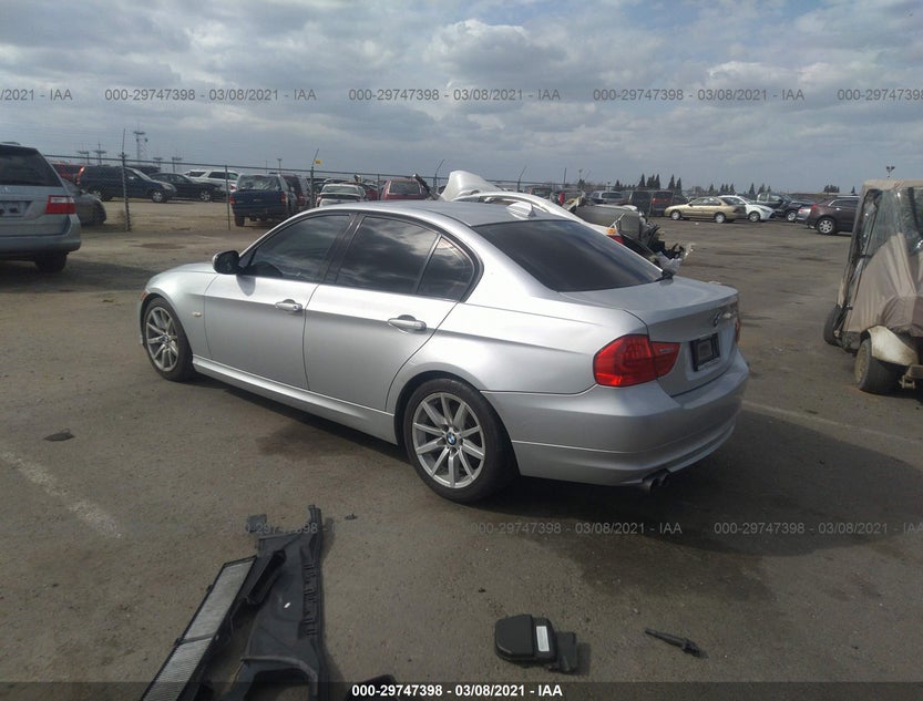 WBAPH5G53ANM36123