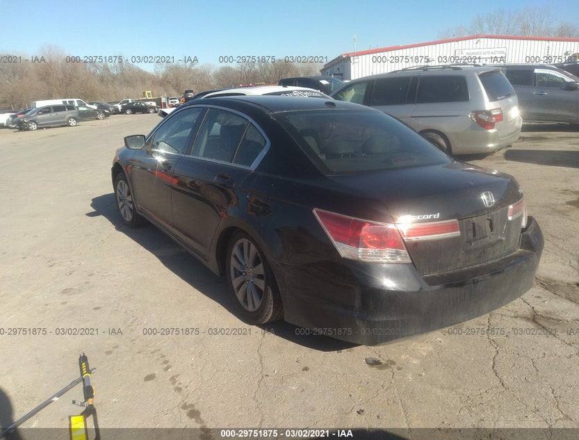 1HGCP2F83CA104063