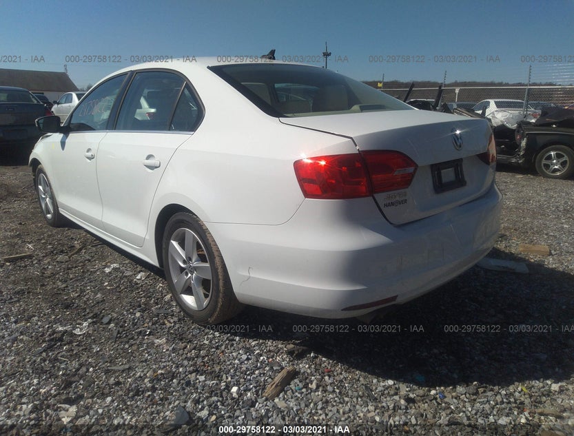 3VW3L7AJ0EM425501
