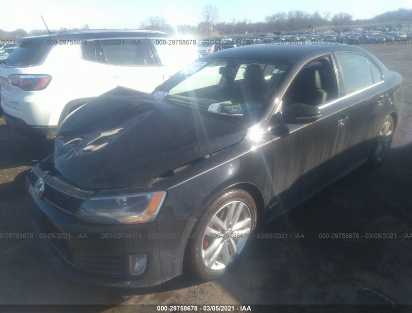 3VW467AJ8CM428686