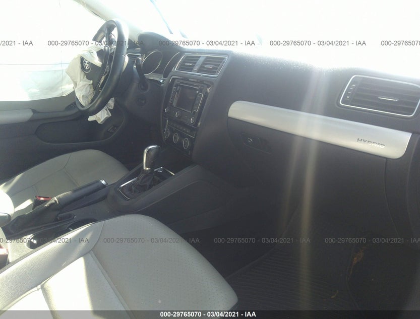 3VW637AJ0FM403416
