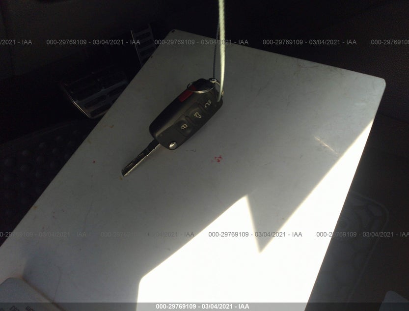 3VW4S7AJ7DM300551