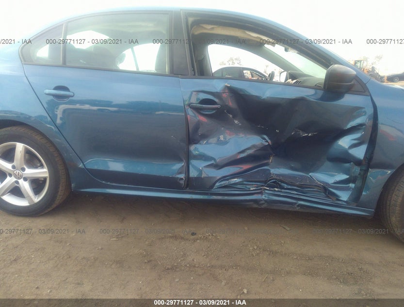 3VW267AJ0GM374605