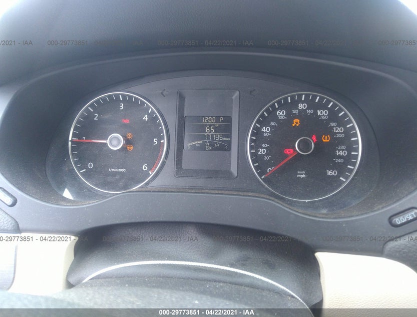 3VWLL7AJ8EM392179