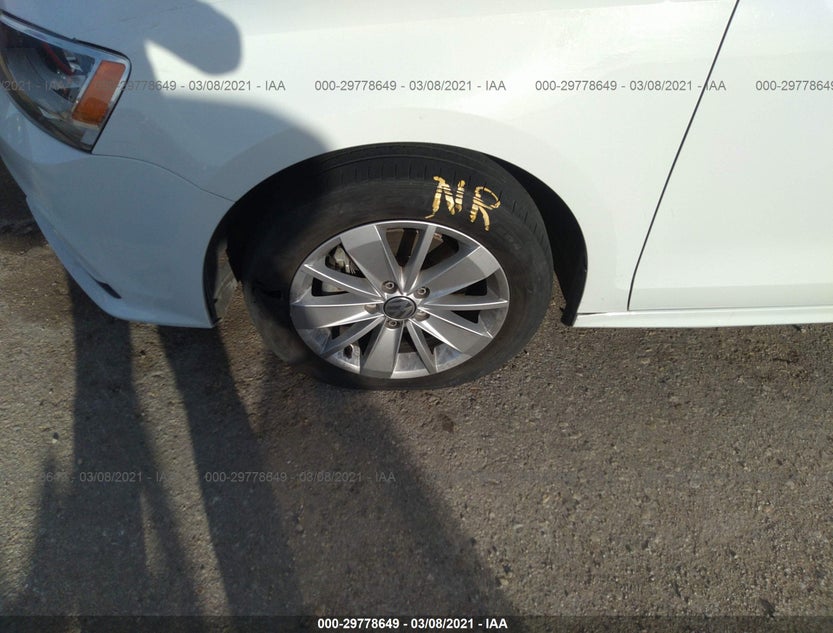 3VWD67AJ7GM370852