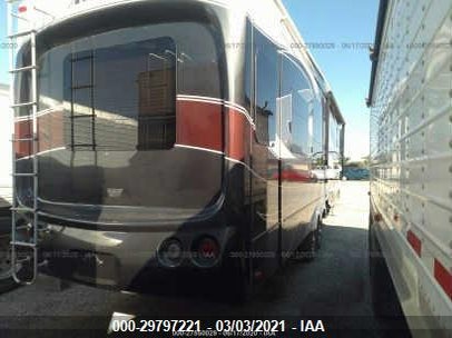 4YDF36022EE780273 2014   photo no. 4