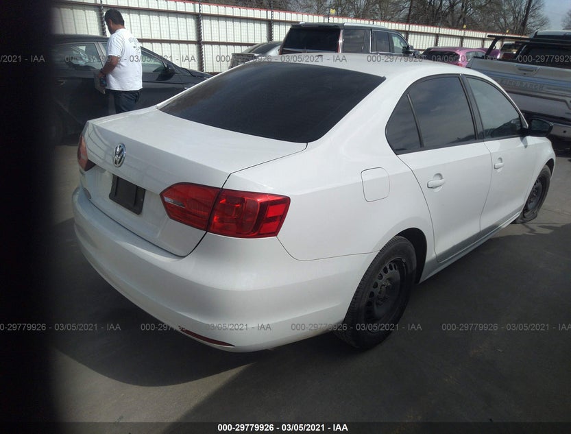 3VW2K7AJ7DM397824