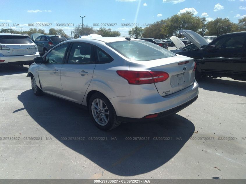 2018 Ford Focus Se VIN: 1FADP3F24JL262195 Lot: 29780627