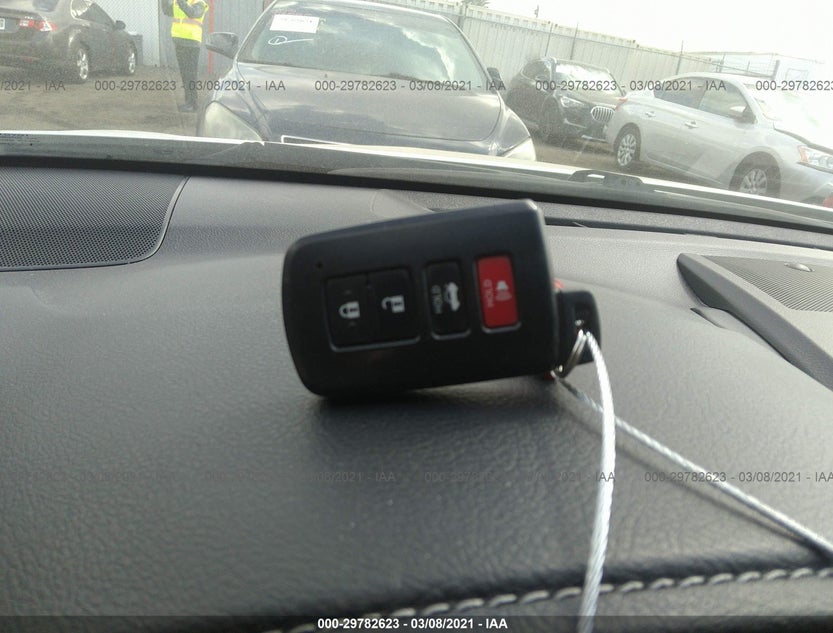 4T1BF1FK2FU068402