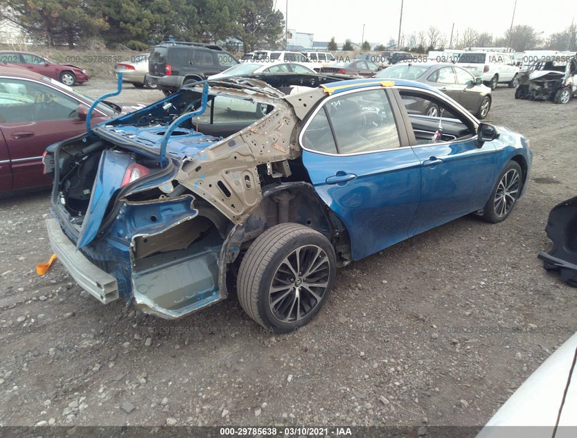 4T1B11HK1JU120106