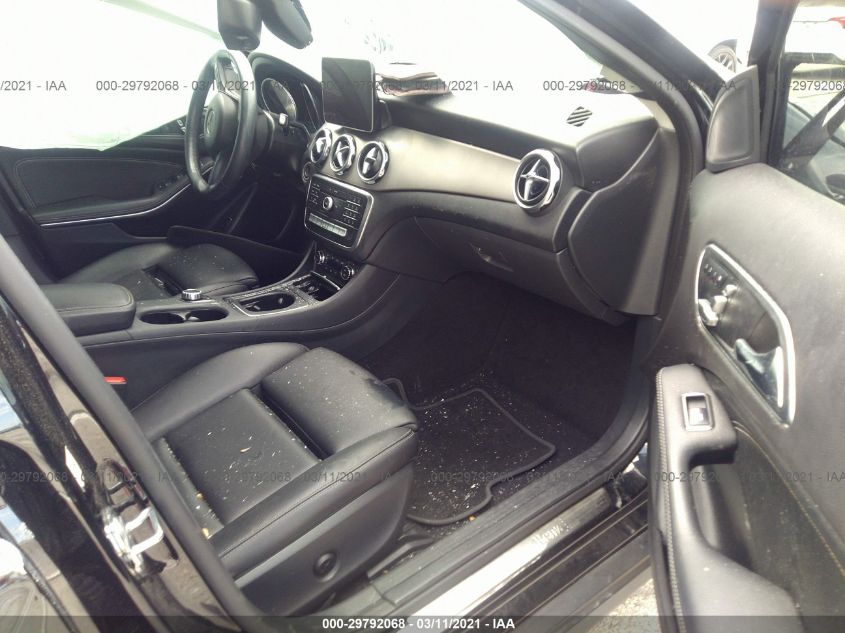 WDCTG4EB7KJ577237 2019 Mercedes-Benz Gla 250