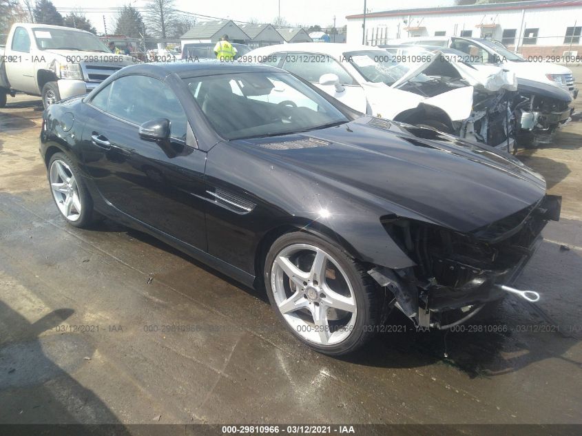 VIN WDDPK5HA6DF067732 2013 Mercedes-Benz SLK-Class,... no.1