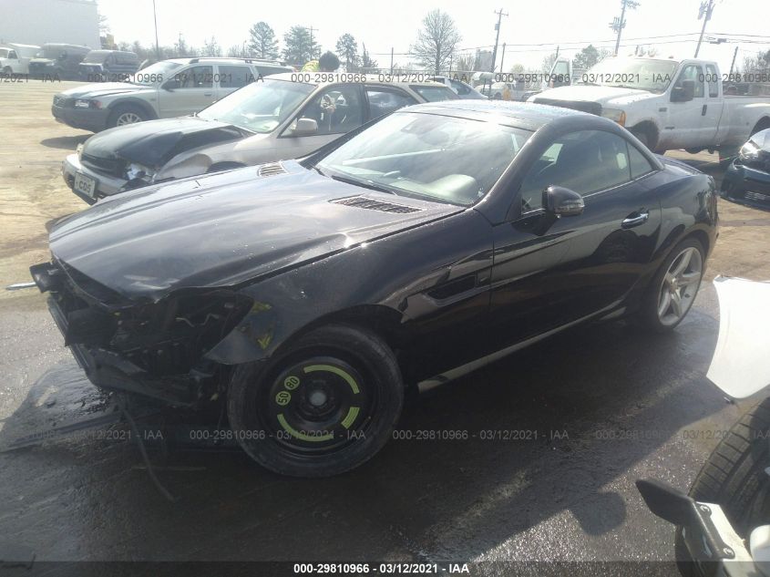 VIN WDDPK5HA6DF067732 2013 Mercedes-Benz SLK-Class,... no.2