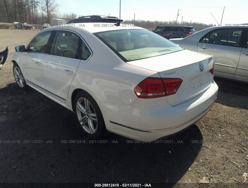1VWCN7A37EC073272