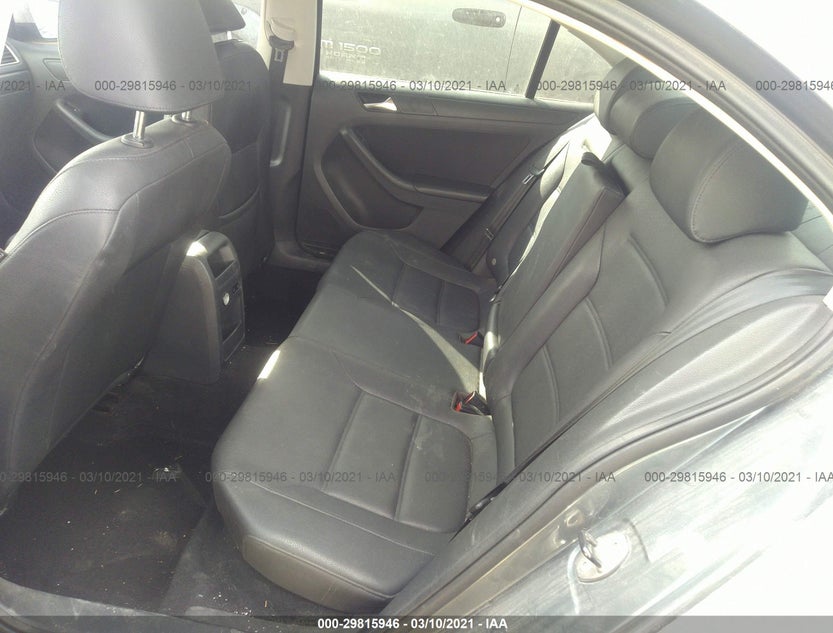 3VWDX7AJ1BM373302