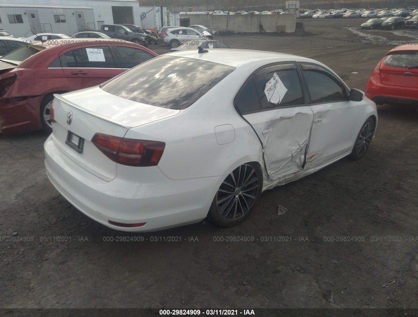 3VWB17AJ7GM402821