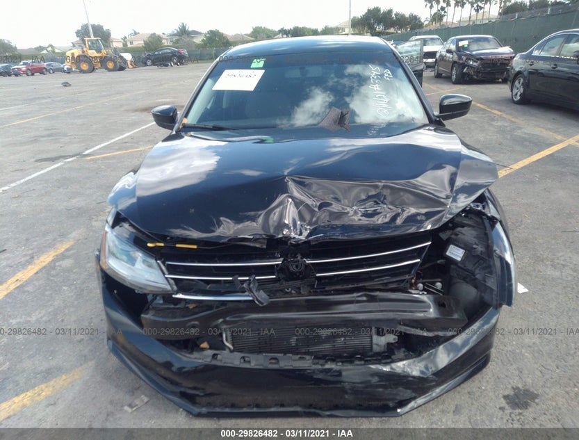 3VW2B7AJ8HM403345