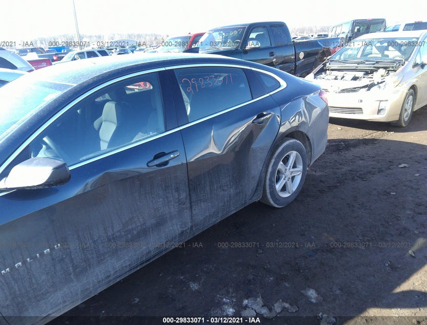 1G1ZB5ST6KF190837
