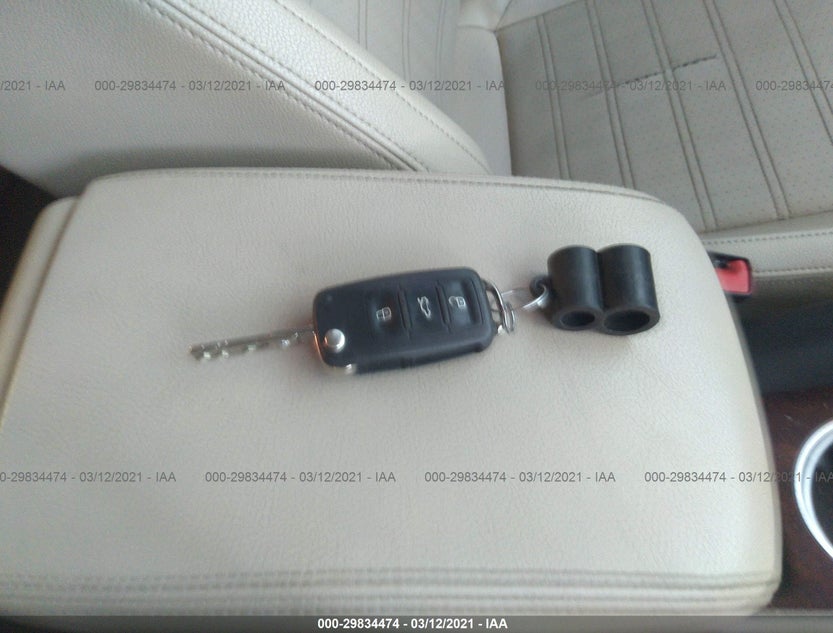 1VWCH7A38DC080155