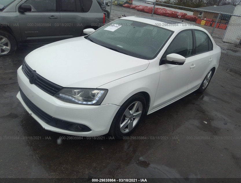 3VW3L7AJ6DM351130