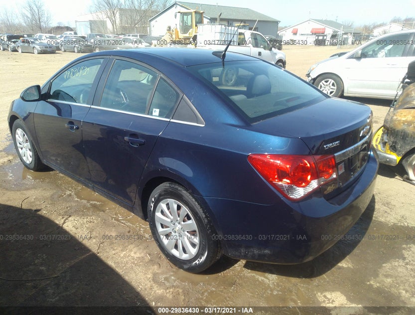 1G1PF5S9XB7125077