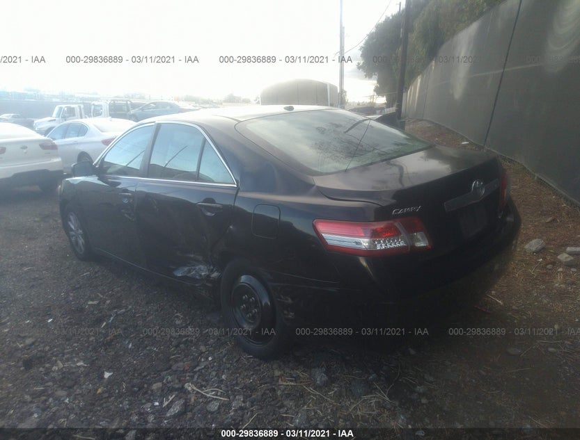 4T4BF3EK1BR161117