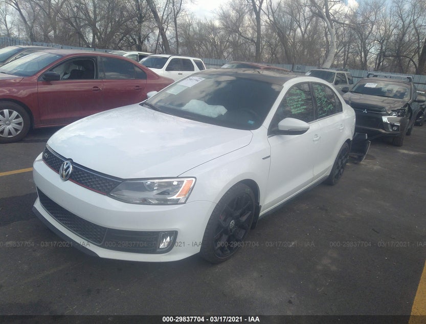 3VW4S7AJ0EM308055