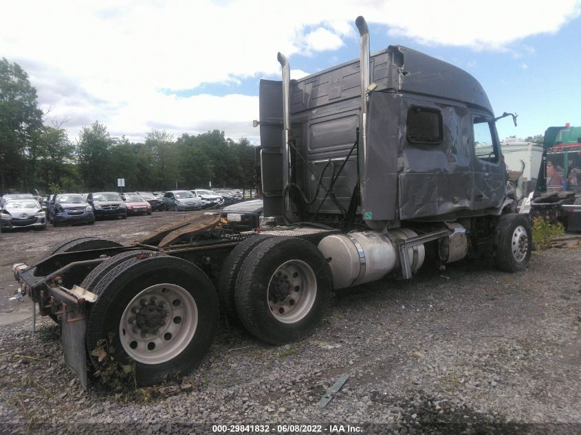 4V4NC9EJ9FN184132 2015 Volvo Vn L