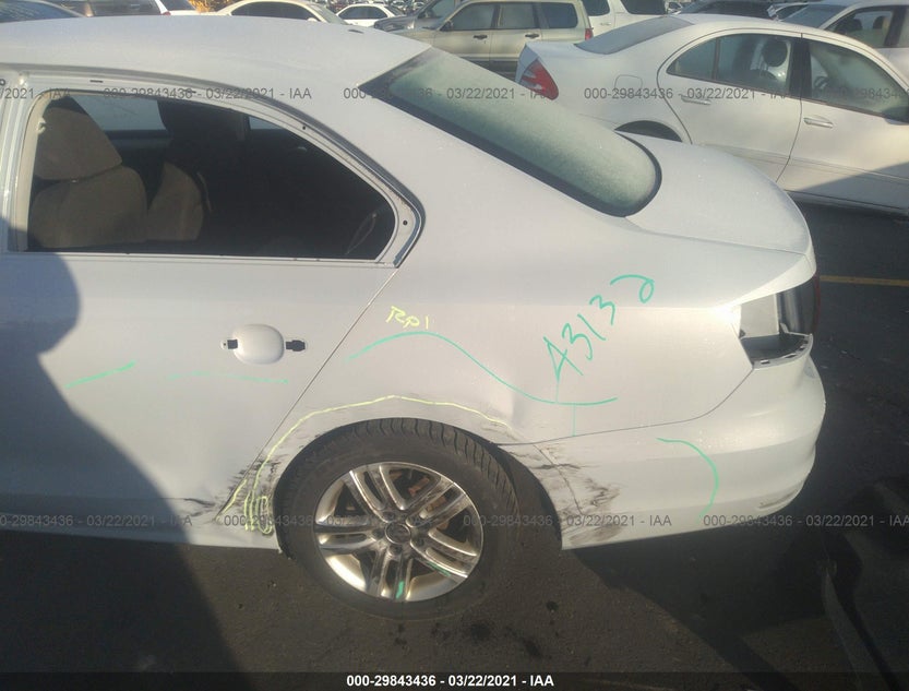 3VW167AJ0JM221435