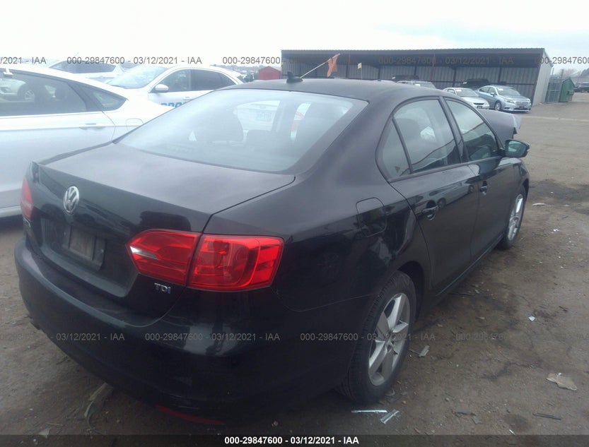 3VWLL7AJ0CM023006
